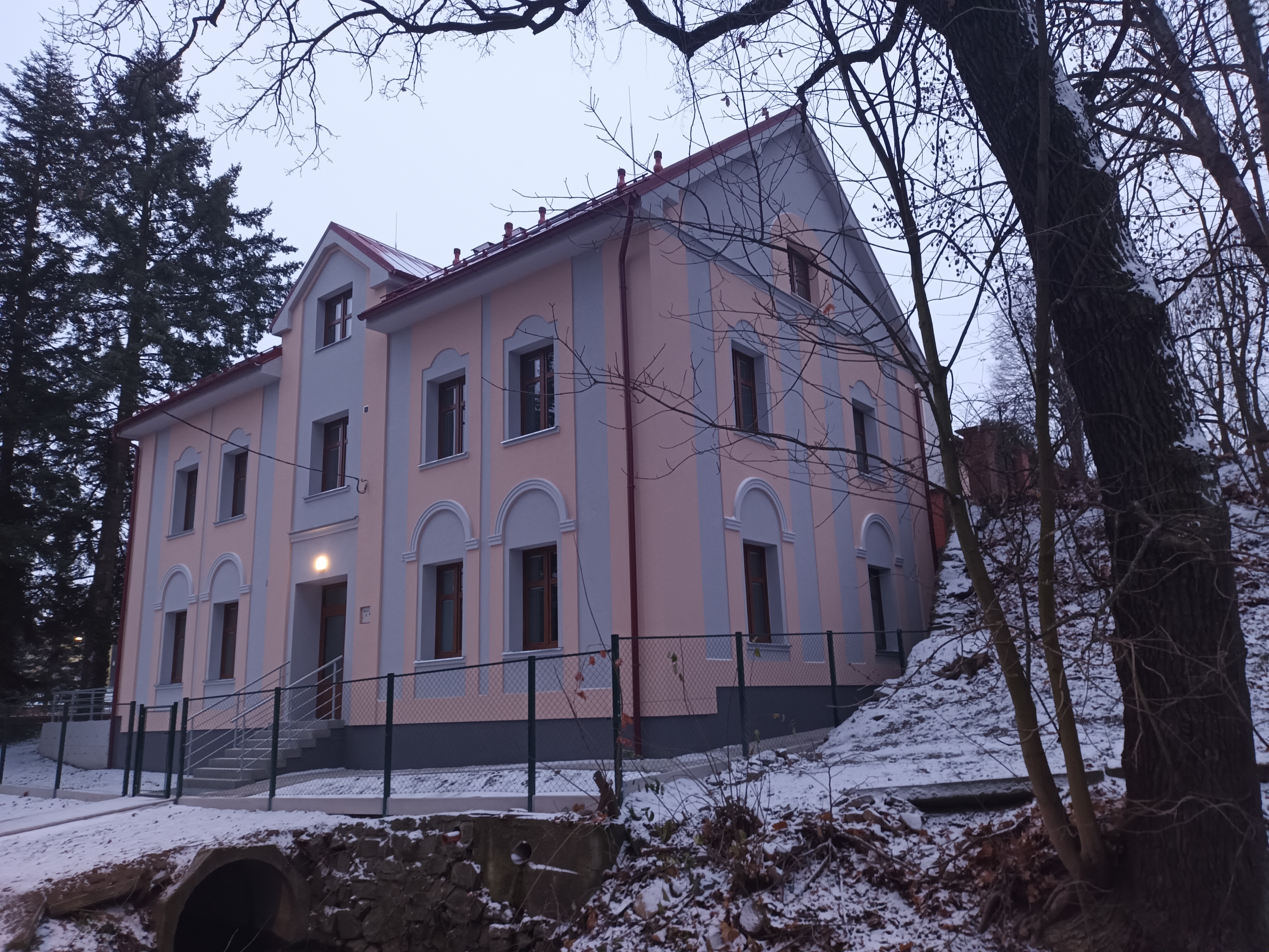nový domov mládeže, 2026